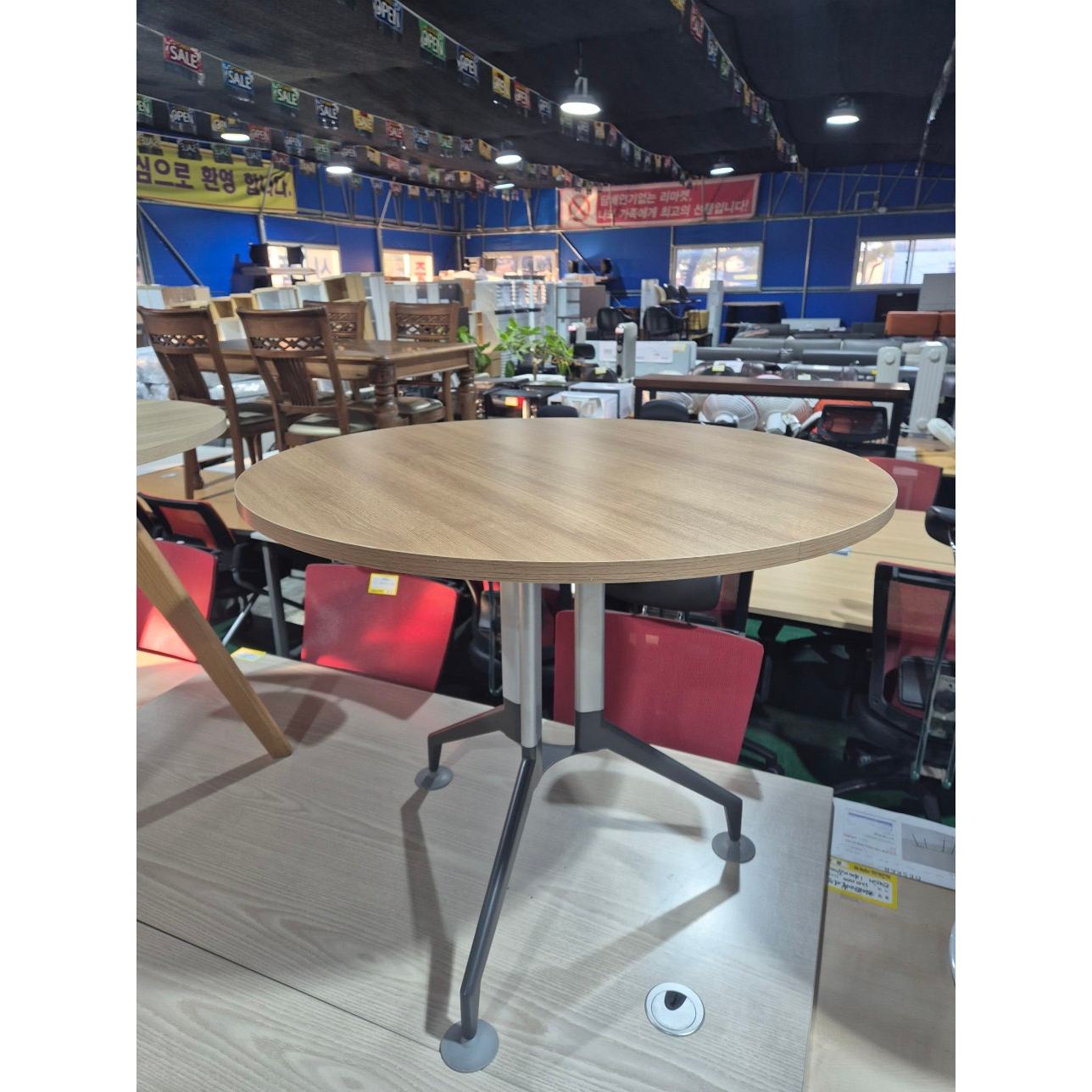 사무용 원형테이블 모음