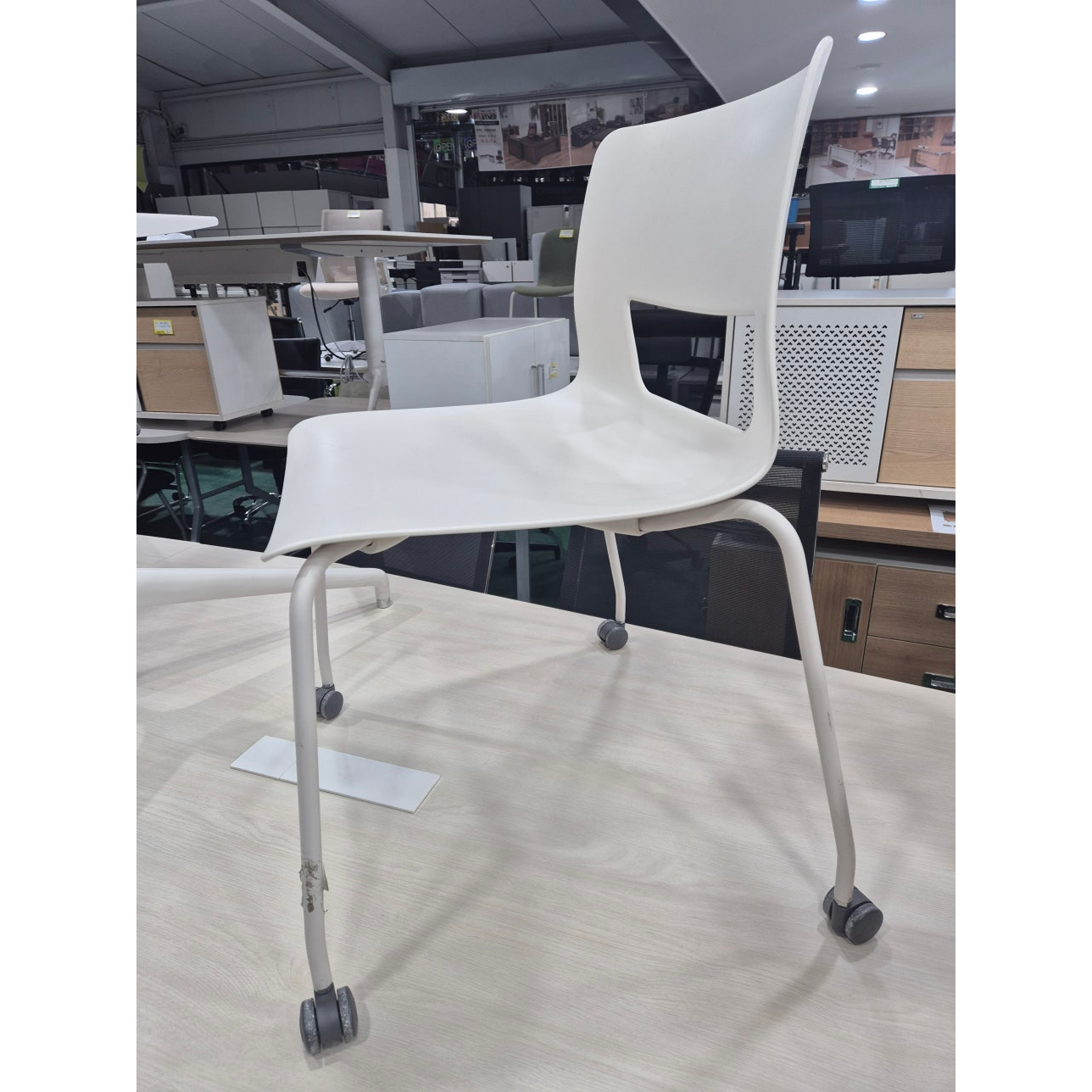 [시디즈] 회의용의자